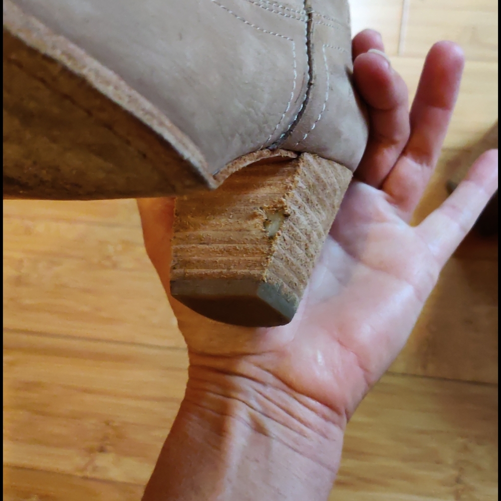 Frye boots - Picture 7 of 9